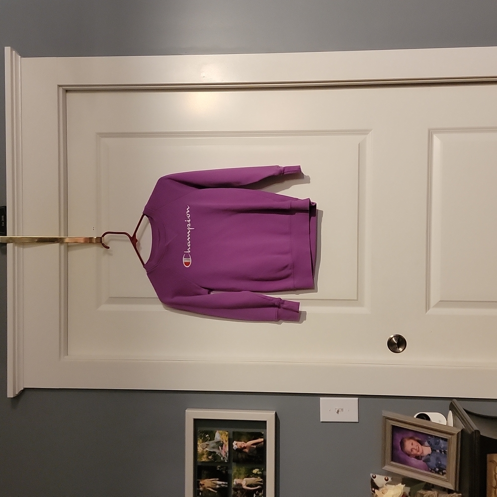 Champion crew neck